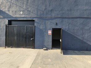 1711-1723 E 58th Pl, Los Angeles, CA for lease Building Photo- Image 2 of 7