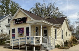 More details for 415 N Broad St, Carlinville, IL - Retail for Sale