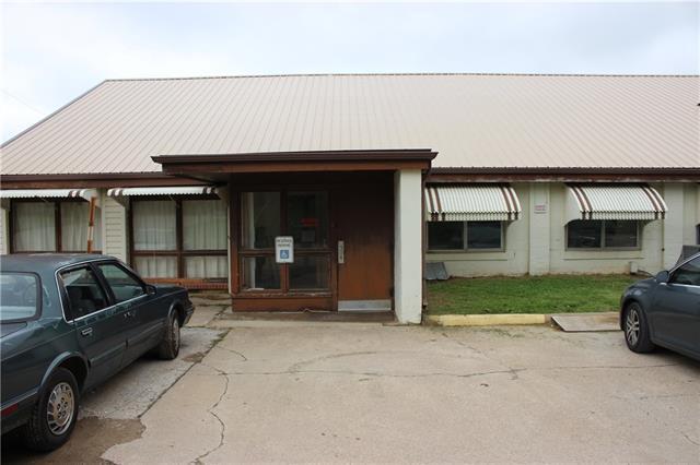 600 E Mary St, Yates Center, KS for sale - Primary Photo - Image 1 of 1