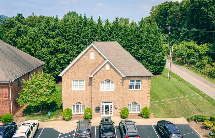 2774 Electric Rd, Roanoke, VA for sale - Building Photo - Image 2 of 12