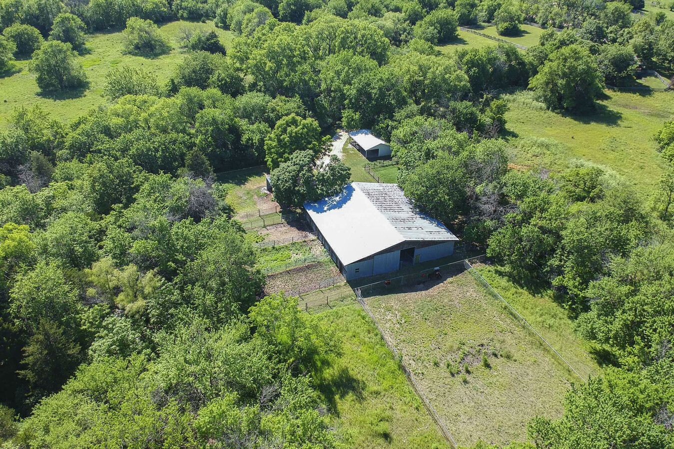 2215 E 93rd St N, Valley Center, KS 67147 | LoopNet