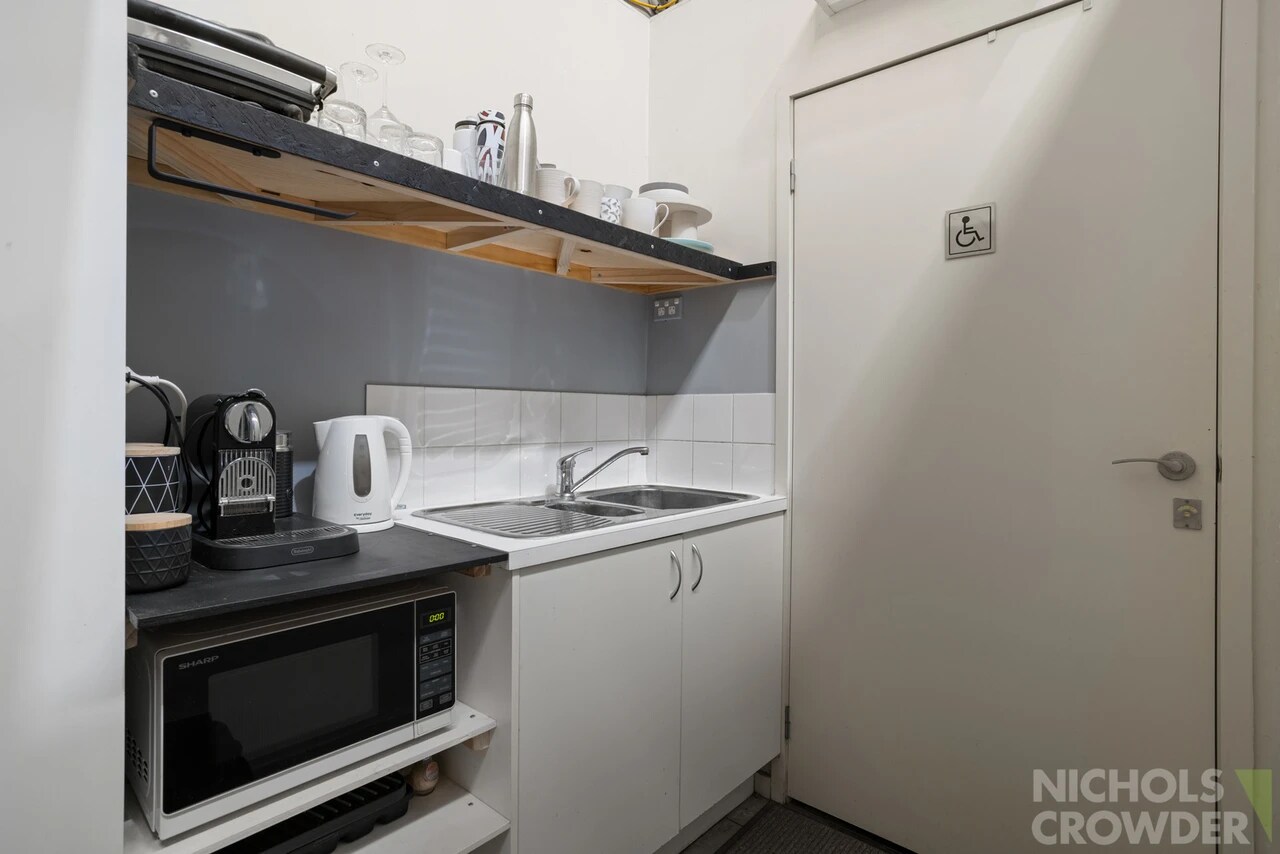 10 Satu Way, Mornington, VIC 3931 - Unit 10 - - Interior Photo - Image 2 of 5