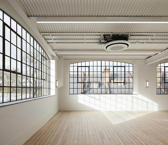 Barley Mow Passage, London for lease - Building Photo - Image 3 of 15