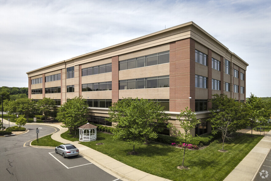 925 Corporate Dr, Stafford, VA for lease - Building Photo - Image 1 of 25