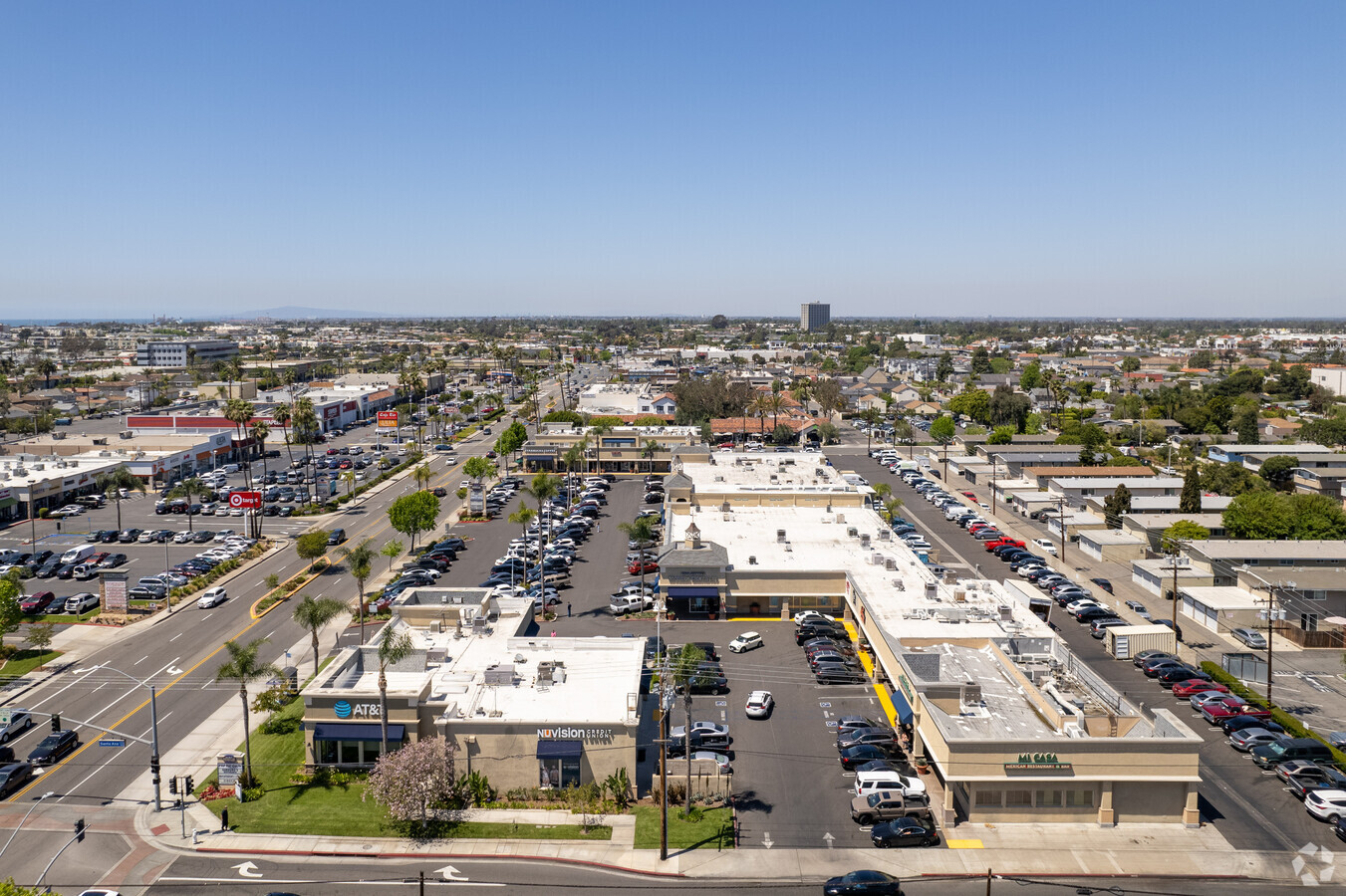 250 E 17th St, Costa Mesa, Ca 92627 - 17th Street Promenade 