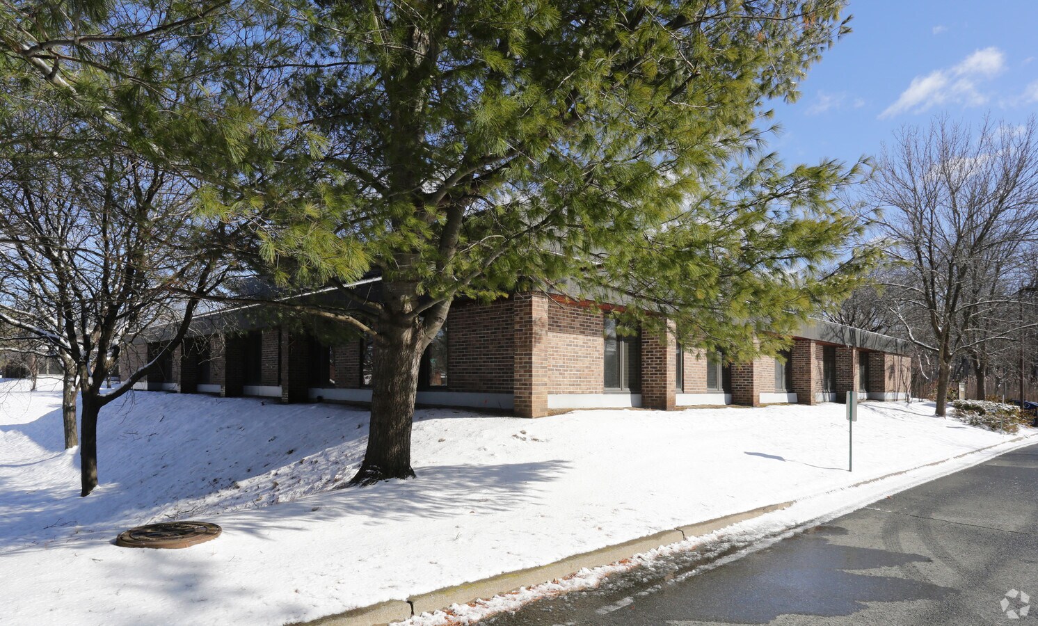 447 New Karner Rd, Albany, NY 12205 Property Record