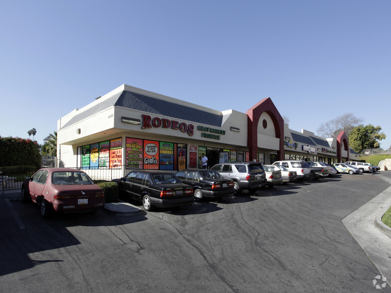 4676-4696 Market St, San Diego, CA for lease - Primary Photo - Image 1 of 5