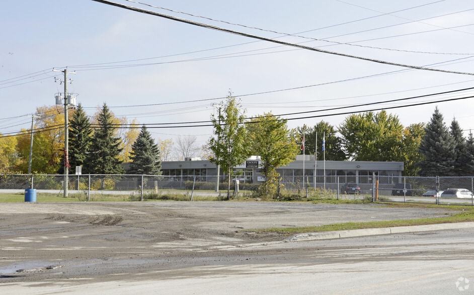 175 Rue Louis-Hébert, Mascouche, QC for lease - Building Photo - Image 2 of 2