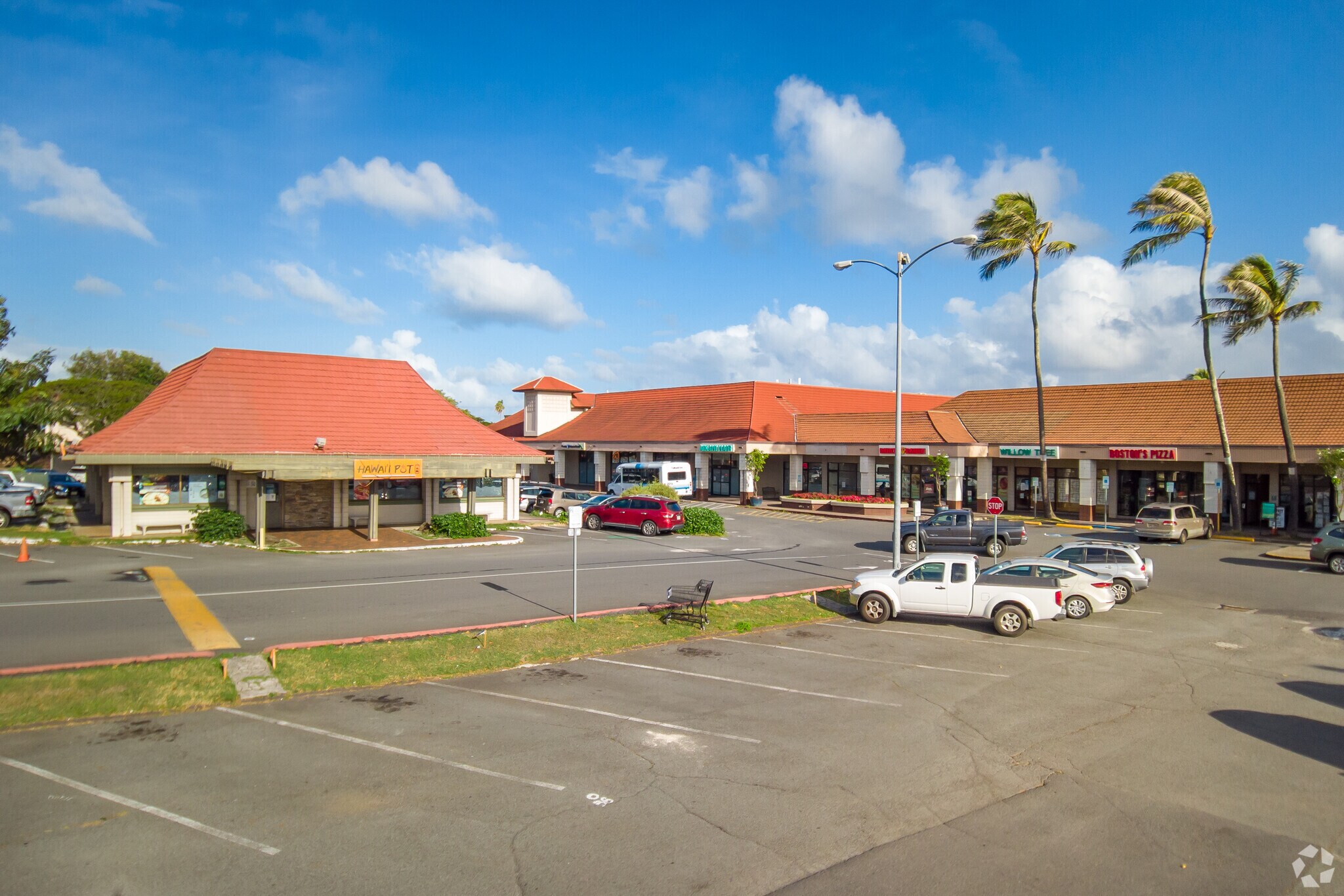 25 Kaneohe Bay Dr, Kailua, HI 96734 Aikahi Park Shopping Center