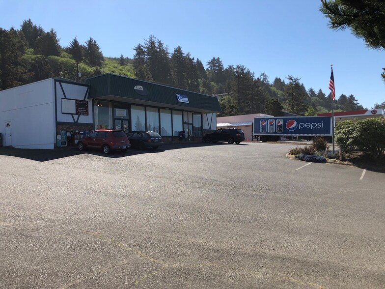 486 N Hwy 101, Depoe Bay, OR 97341