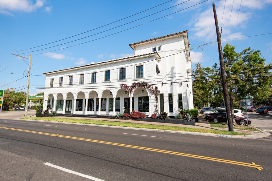 1740 Westheimer Rd, Houston, TX for lease - Building Photo - Image 2 of 9