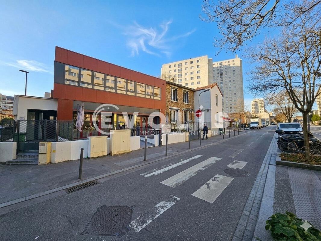 Office in Chatillon for lease Building Photo- Image 1 of 13