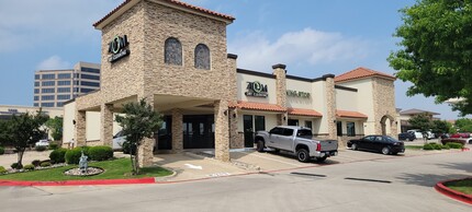 811 W Royal Ln, Irving, TX for lease Building Photo- Image 2 of 2