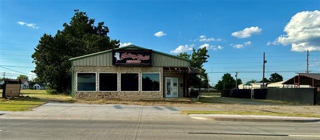 1122 E Main St, Cushing, OK for sale - Building Photo - Image 3 of 5