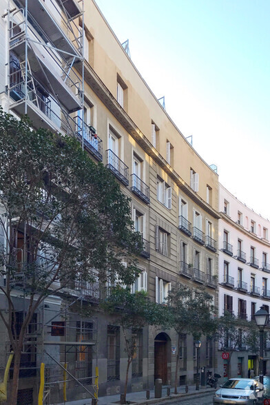 Calle de Campomanes, 8, Madrid, Madrid for lease - Primary Photo - Image 1 of 2