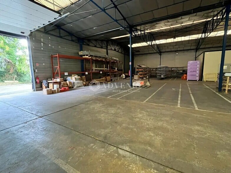 Industrial in Saint-Jean-de-Braye for lease - Building Photo - Image 2 of 11