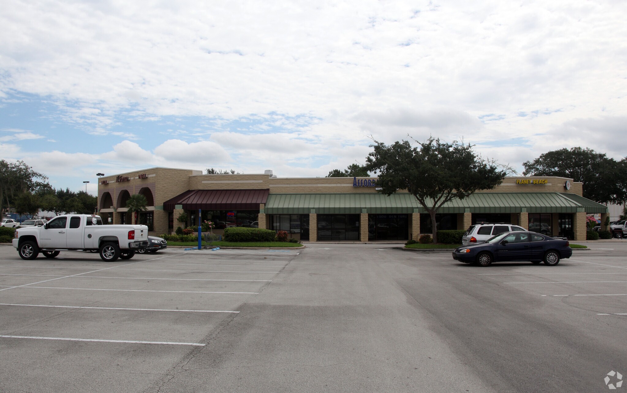 3615 S Florida Ave, Lakeland, FL 33803 Merchants Walk