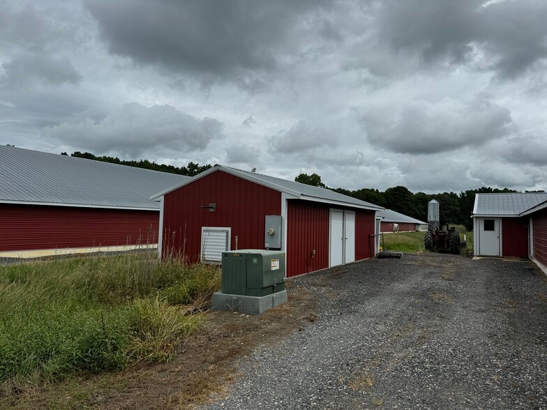 4689 Woodpecker Rd, Seaford, DE for sale - Building Photo - Image 3 of 10