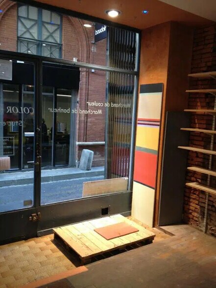 Retail in Toulouse for sale - Interior Photo - Image 2 of 3