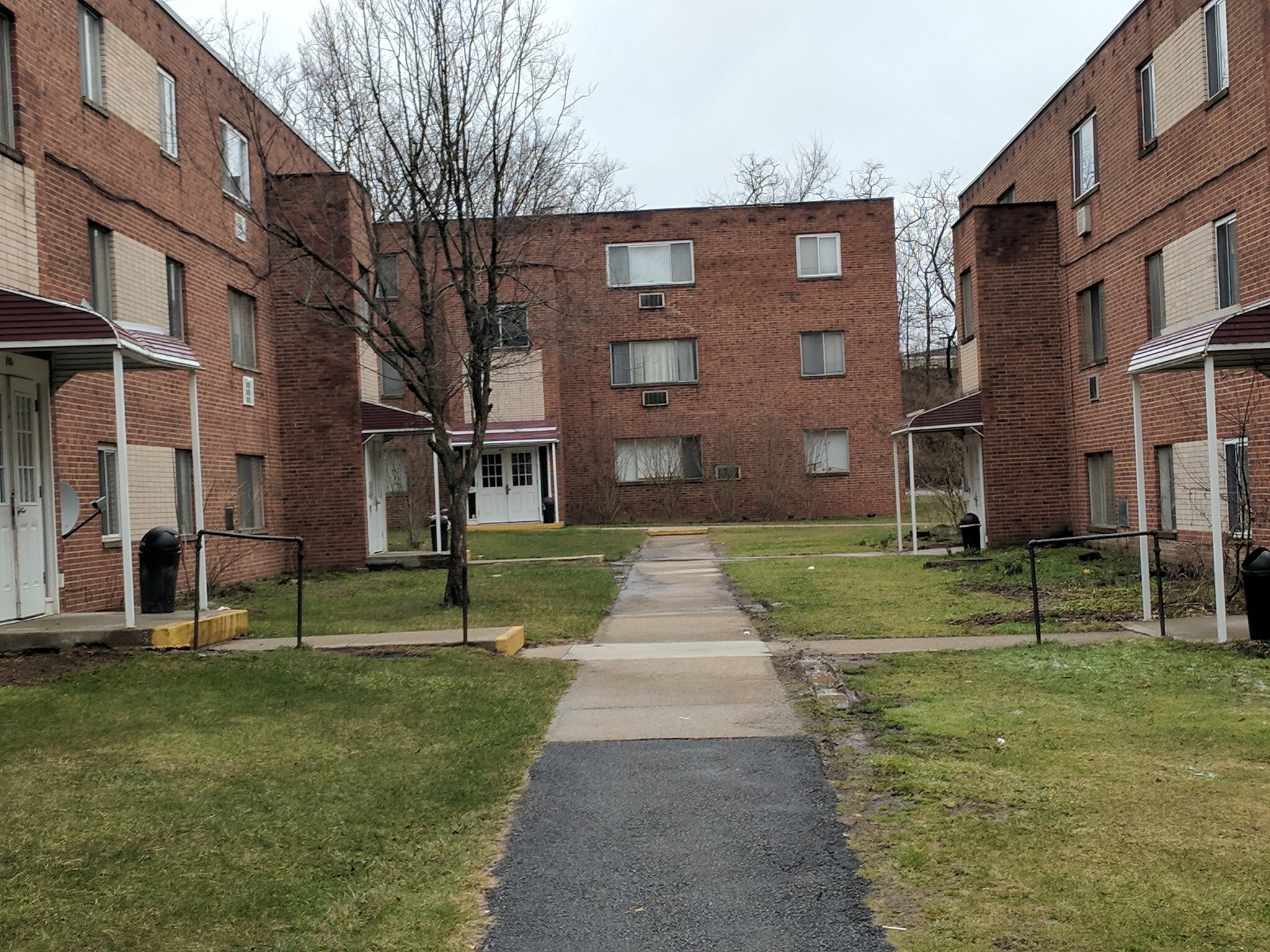 116 Cowles Ave, Bedford, OH for sale Building Photo- Image 1 of 1