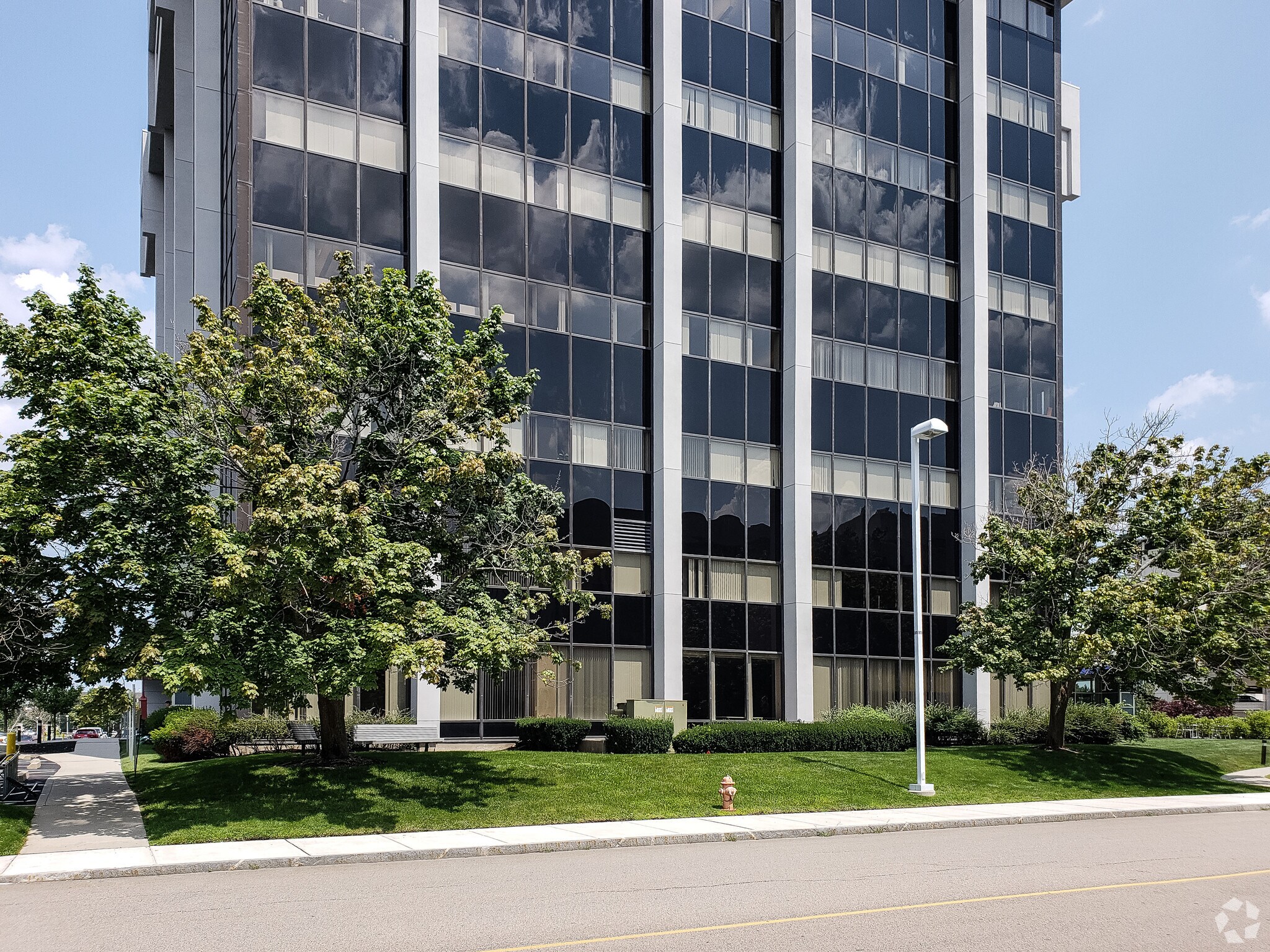 2 Heritage Dr, Quincy, MA 02171 Heritage Landing II