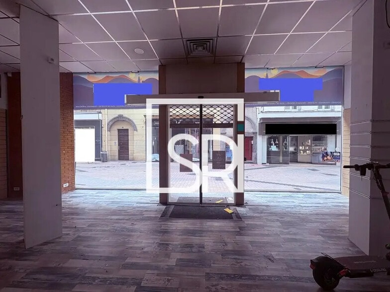 Retail in Clermont-Ferrand for sale - Building Photo - Image 2 of 20