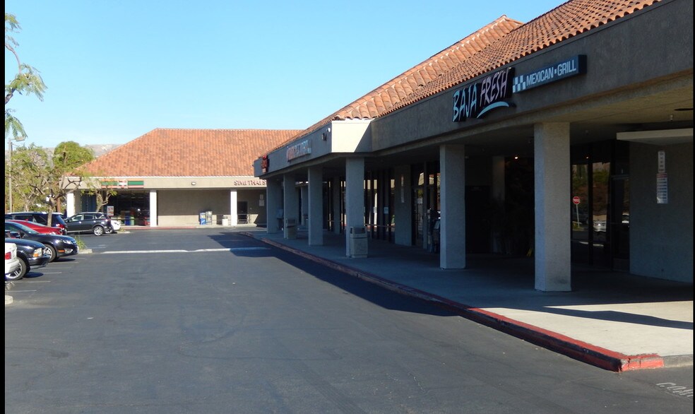14601494 Madera Rd, Simi Valley, CA 93065 Wood Ranch Plaza