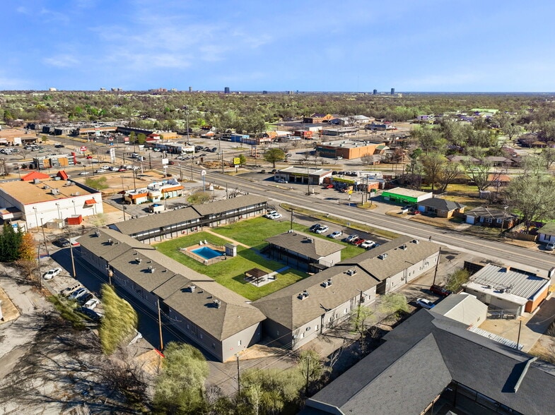 OKC Portfolio portfolio of 7 properties for sale on LoopNet.com - Building Photo - Image 1 of 28