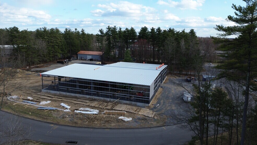 4 Old Stonebreak Rd, Malta, NY for lease - Building Photo - Image 2 of 4