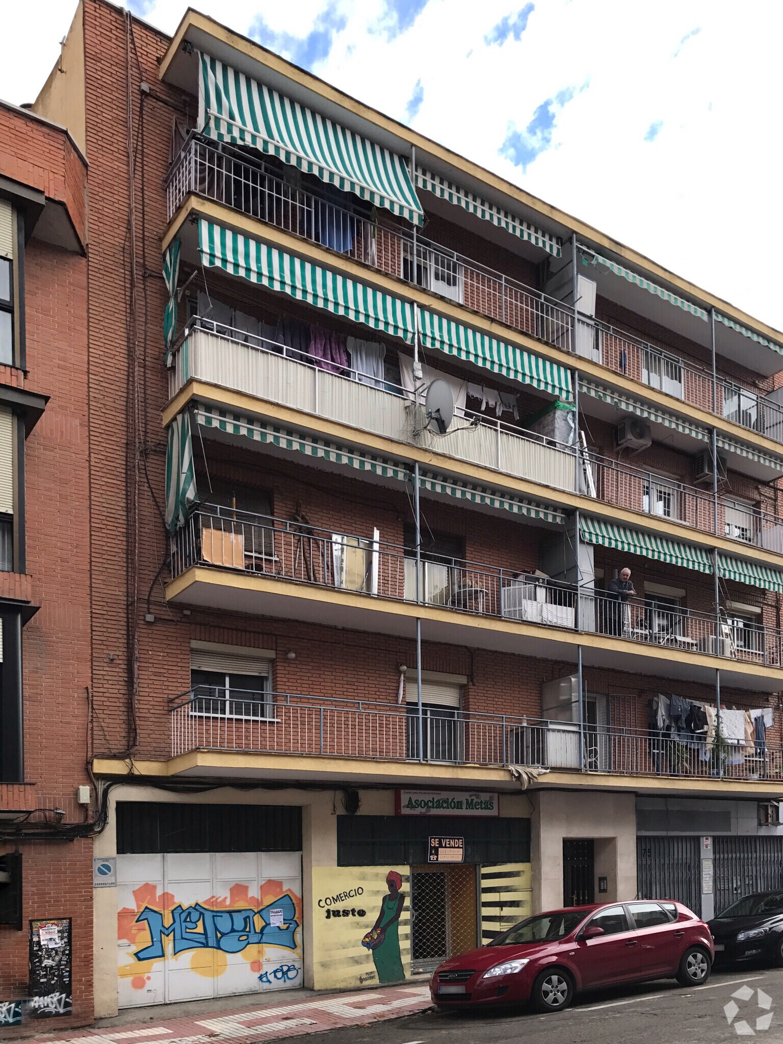 Multifamily in Madrid, Madrid for sale Primary Photo- Image 1 of 1