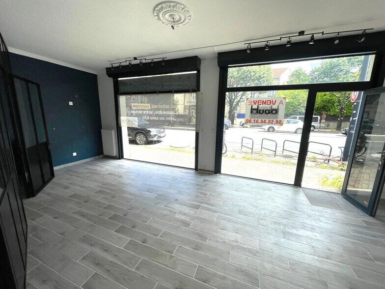 23 Boulevard George V, Bordeaux for sale - Interior Photo - Image 3 of 9