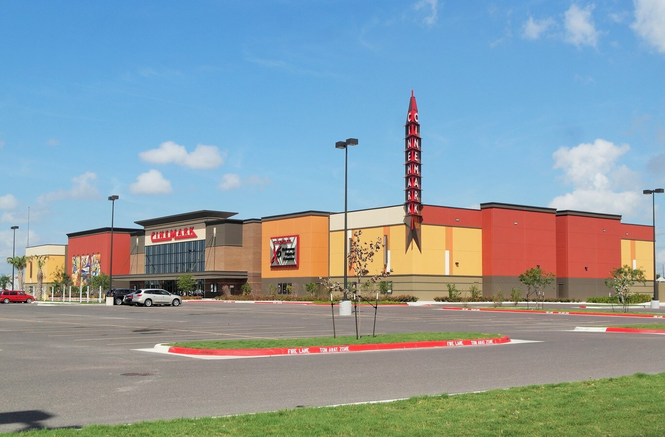 500 N Jackson Rd, Pharr, TX, 78577 Retail Space For Lease