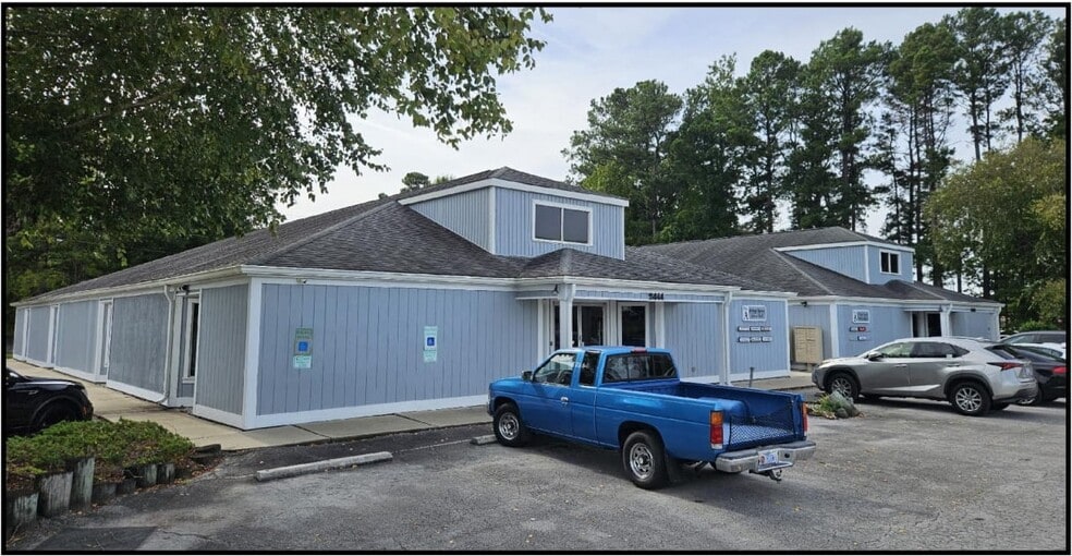 2440-2444 Commerce Rd, Jacksonville, NC for lease - Building Photo - Image 1 of 2