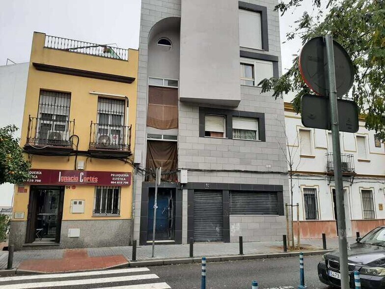 Retail in SEVILLA for sale - Building Photo - Image 1 of 10