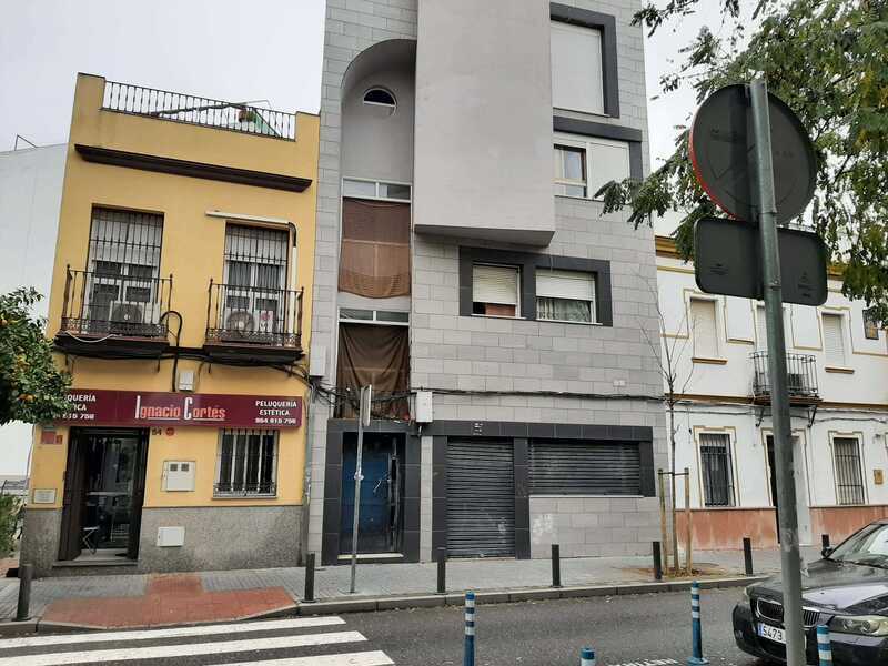 Retail in SEVILLA for sale Building Photo- Image 1 of 11