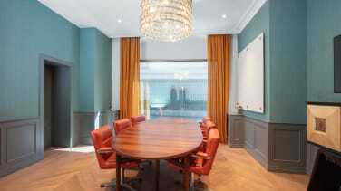 1 Oldmarket Pl, Banff for lease - Building Photo - Image 2 of 5