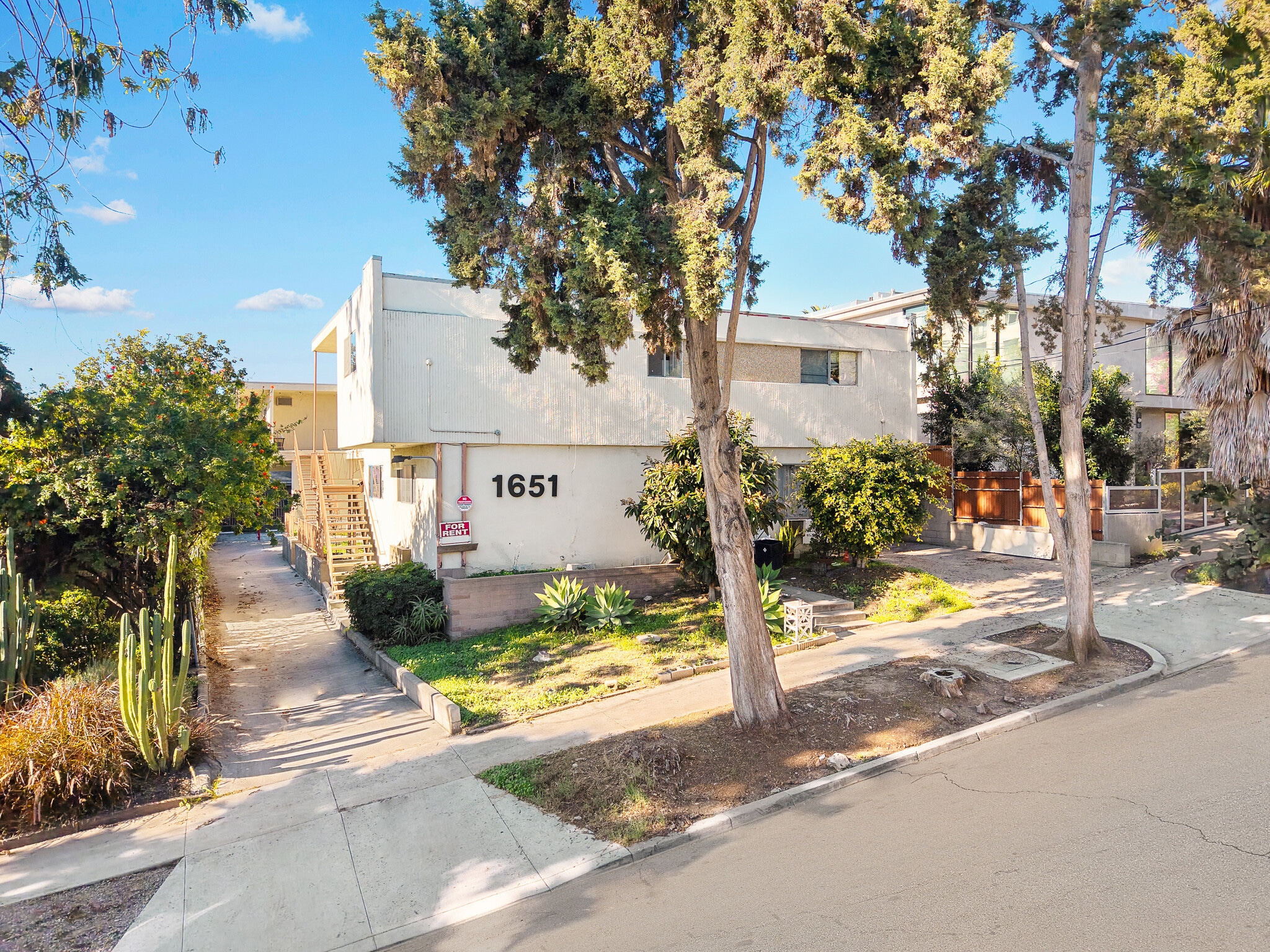 1651 Golden Gate Ave, Los Angeles, CA for sale Building Photo- Image 1 of 21