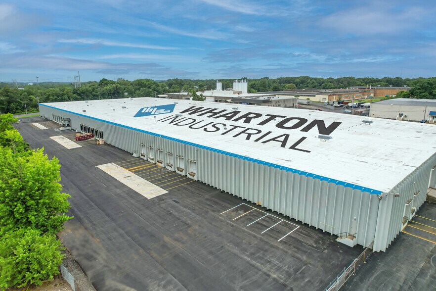 2955 State Rd, Croydon, PA 19021