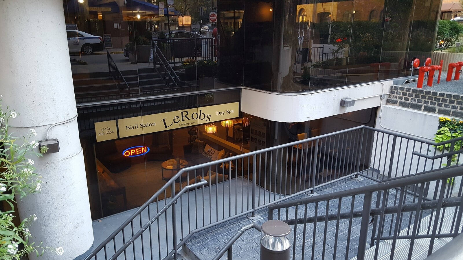 200 E Delaware Pl, Chicago, IL 60611 - Unit Retail C -  - Interior Photo - Image 1 of 7