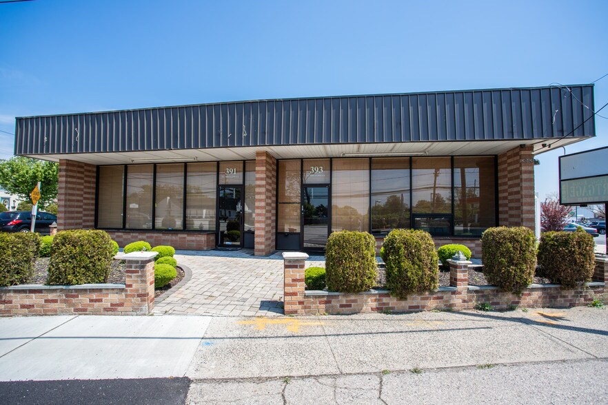 391-393 S Broadway, Hicksville, NY for sale - Building Photo - Image 1 of 1