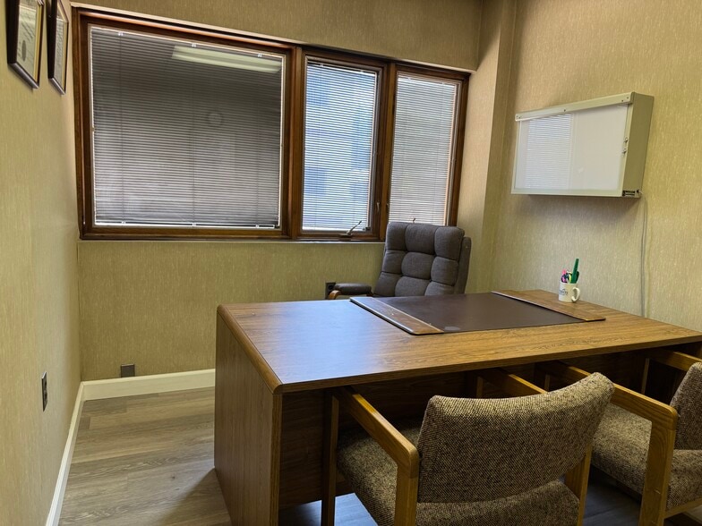 200 Perrine Rd, Old Bridge, NJ for sale - Interior Photo - Image 3 of 7