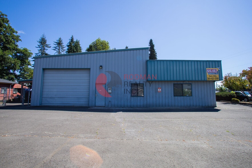 603 Royal St, Kelso, WA for lease - Building Photo - Image 1 of 5