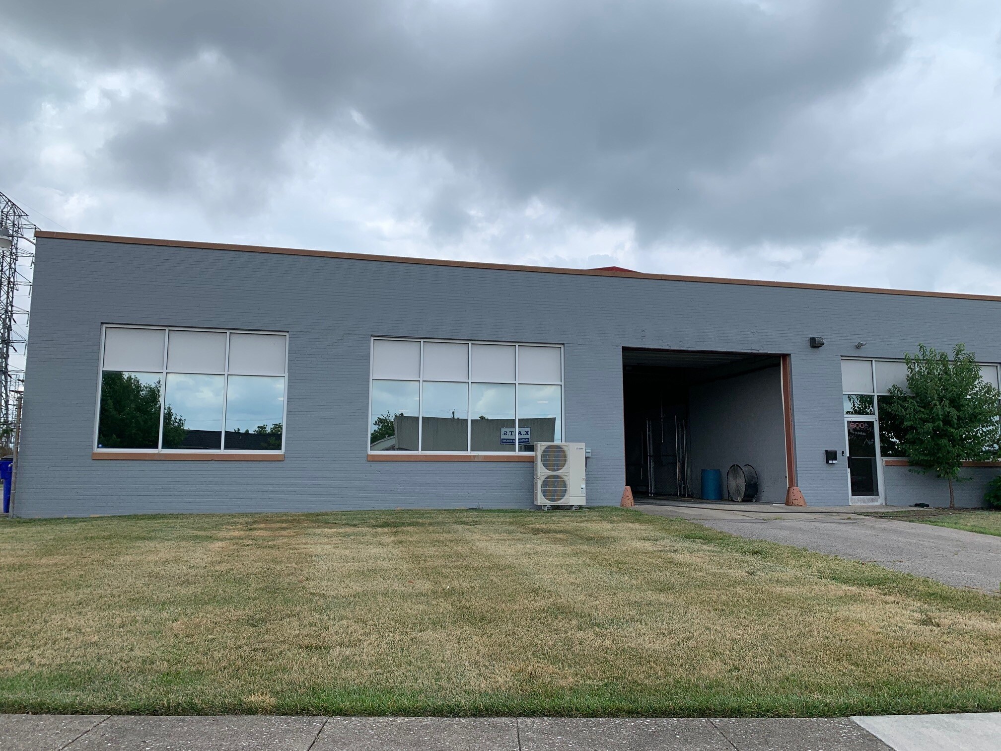 800 Floyd Dr, Lexington, KY for sale Building Photo- Image 1 of 1