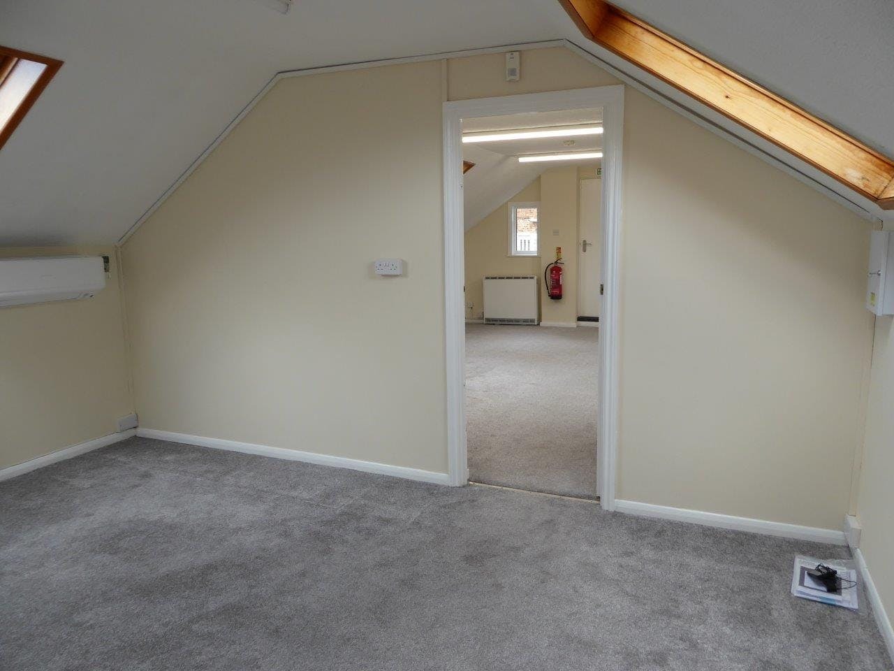 6-8 Mereworth Rd, Tunbridge Wells for lease Interior Photo- Image 1 of 2