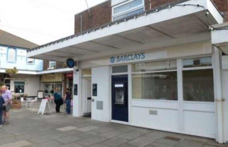 1 Killay Prec, Swansea for sale - Primary Photo - Image 1 of 1