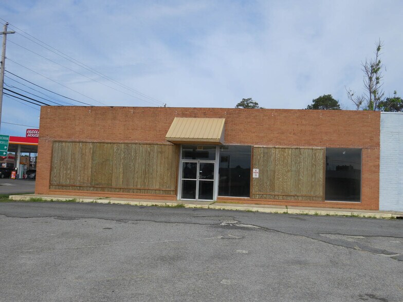 5013 4th Ave, Eastman, GA for sale - Building Photo - Image 1 of 1