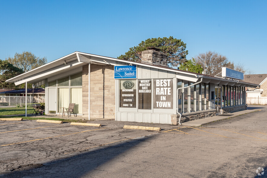 2907 W 6th St, Lawrence, KS for sale - Building Photo - Image 2 of 11