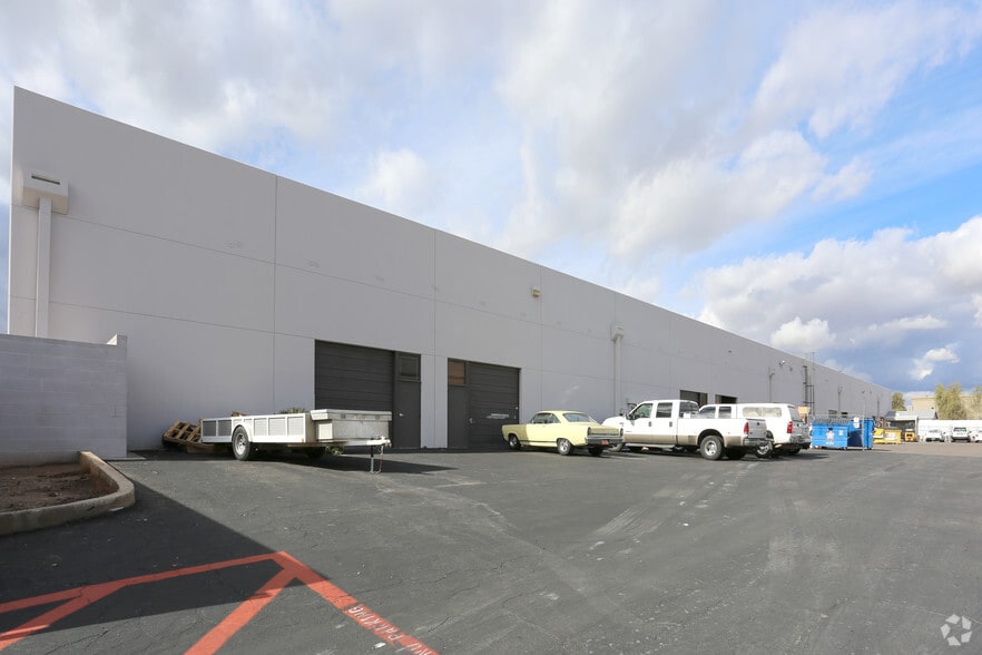 21609 N 12th Ave, Phoenix, AZ for lease - Building Photo - Image 1 of 8