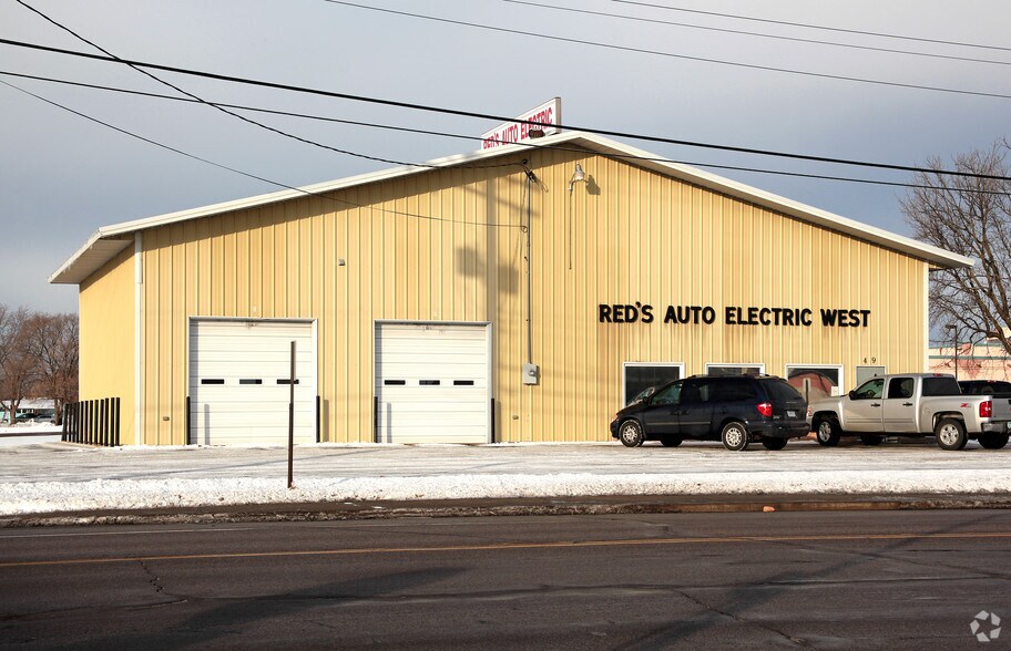 49 2nd Ave S, Waite Park, MN for sale - Primary Photo - Image 1 of 1