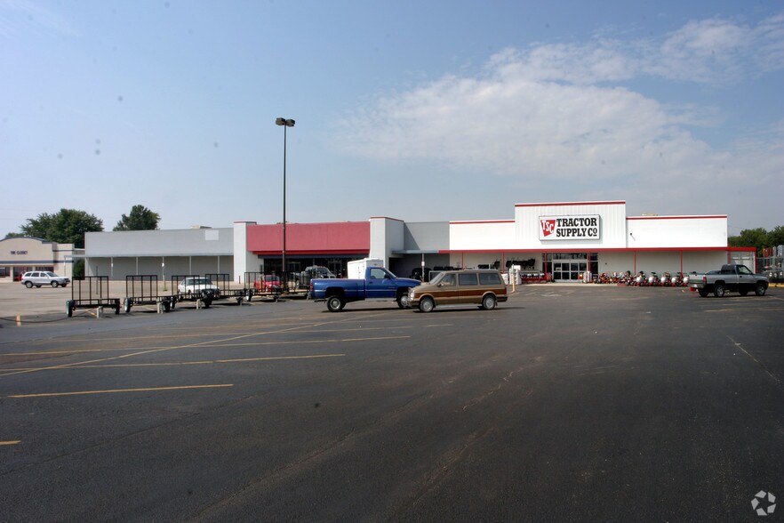 2110 N Main St, Princeton, IL for sale - Primary Photo - Image 1 of 1